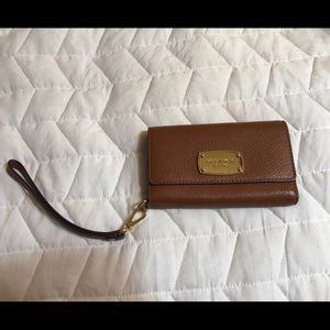 Michael Kors phone wallet case